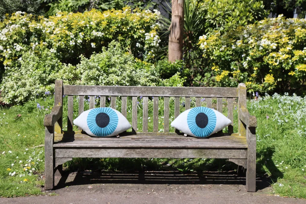 Cheap Eye Shaped Cushion Shaped Cushions|Shaped Cushions