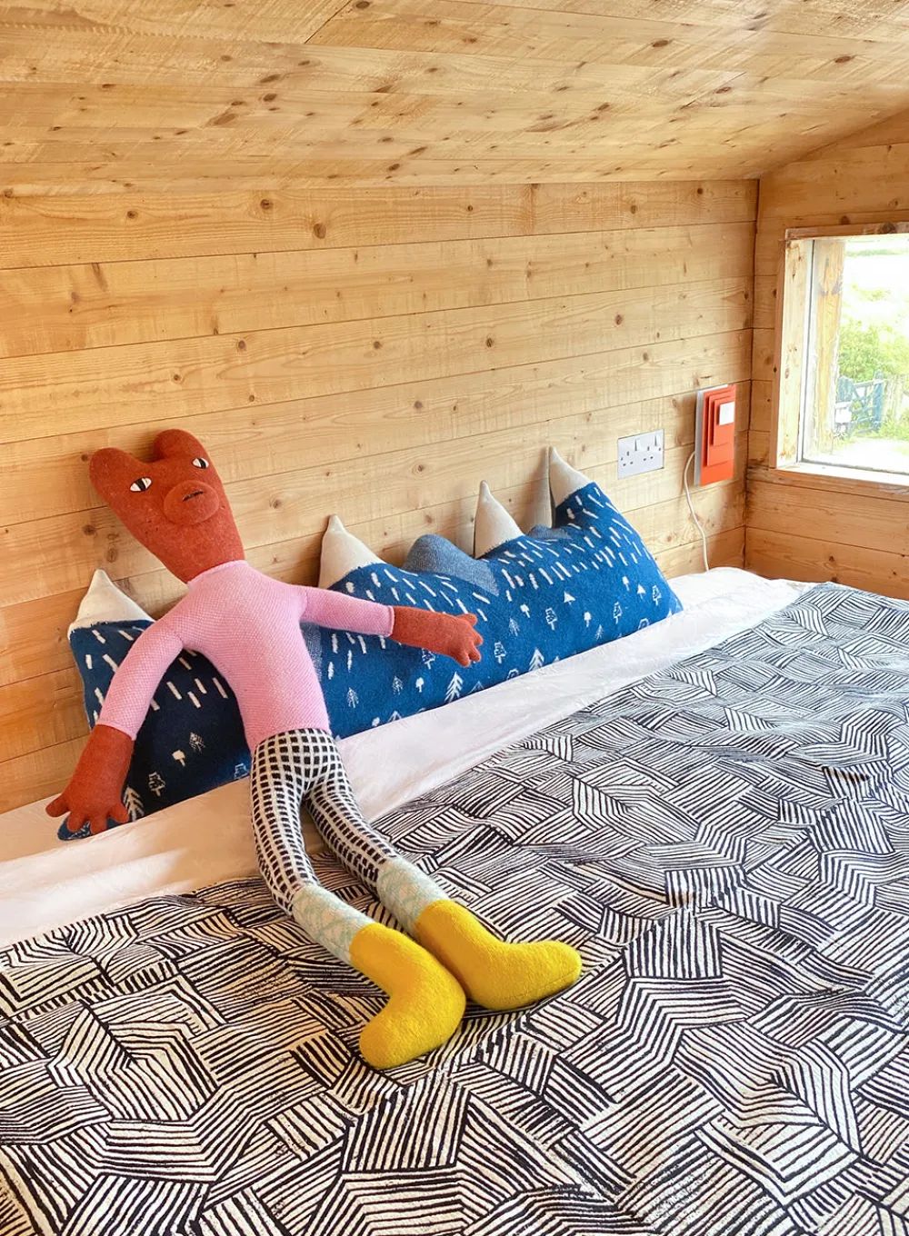 Cheap Mountain Peak Bolster Cushion Bolsters|Bolsters